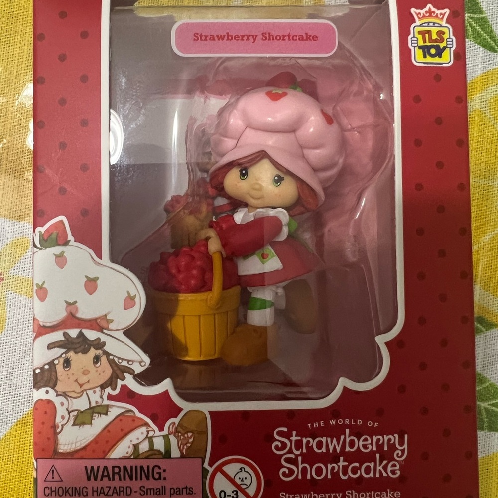 Strawberry Shortcake Five Below Chee Bee TLS Toy